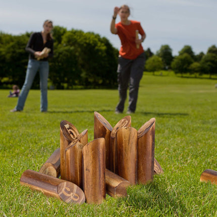 Cube game with bag
