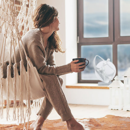Dancer table lamp