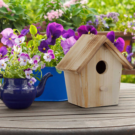 Deco birdhouse with flaming roof