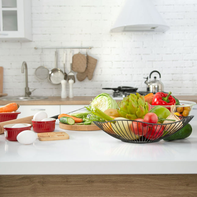 Decorative metal fruit bowl