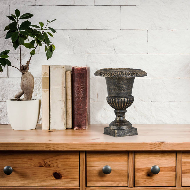 Decorative vase in cast iron
