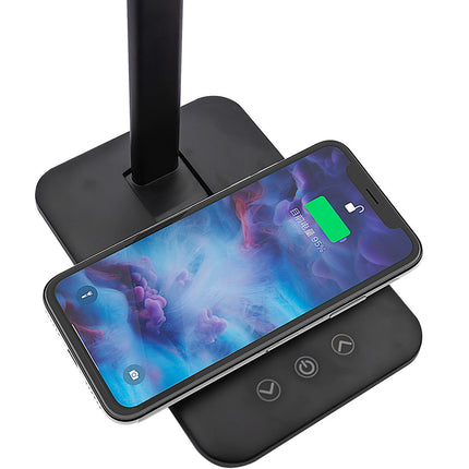Desk lamp with QI charging