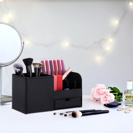 Desk organization in leather look