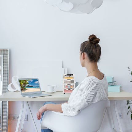 Desk organization with 4 compartments