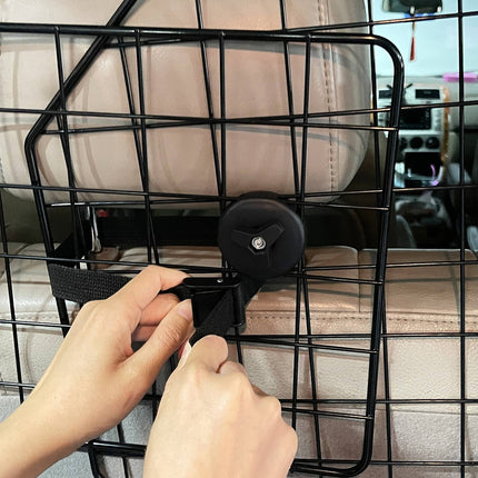 Adjustable dog guard in black steel for car trunks