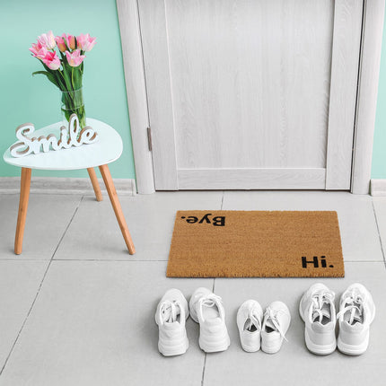 Door mat in coconut "Hello. Bye."