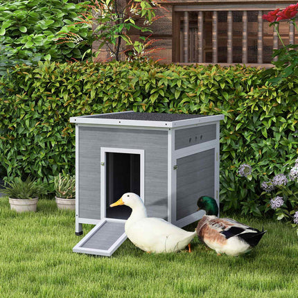 Duck House with Removable Roof and Floor, Fits 2-4 Ducks