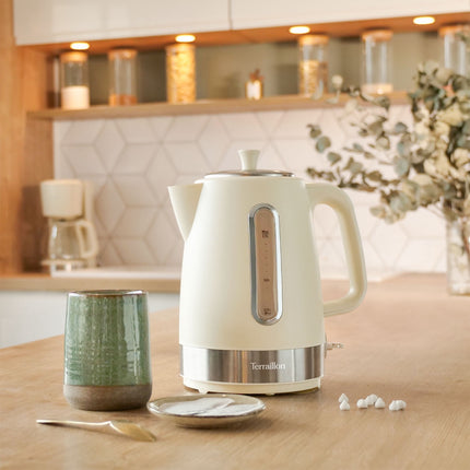 Electric Kettle, 1.7L 2200W, Cream & Chrome Design