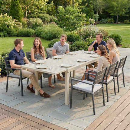 Extendable Aluminum Garden Dining Table for 6-8 People