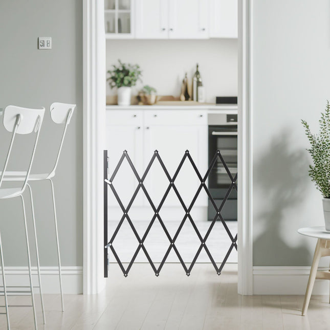 Extendable Dog Barrier in Black