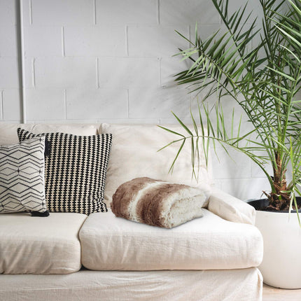 Faux fur blanket in brown