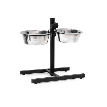 Feeding station for dogs can be raised and lowered