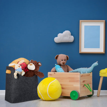 Felt basket with handle