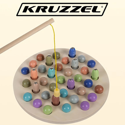 Fishing game with a magnet G17244
