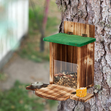 Flamed squirrel feeder