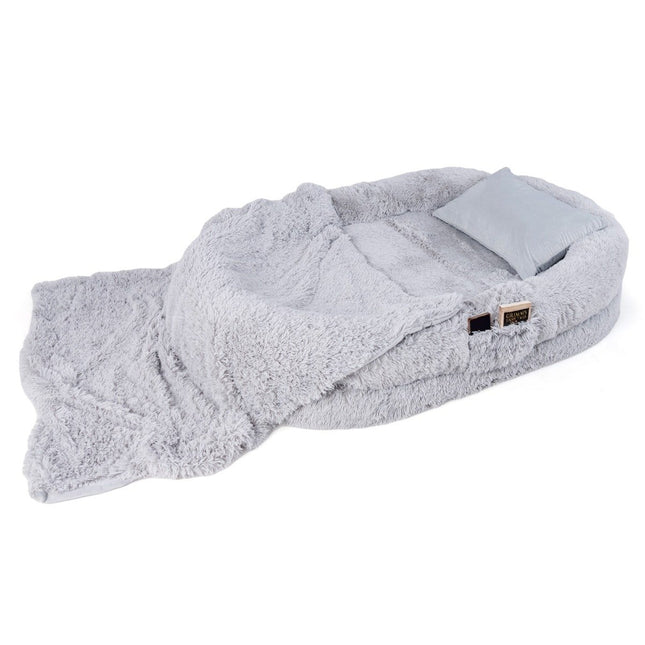 Fluffy dog bed for people & dogs with washable dog blanket 171 x 115 cm gray