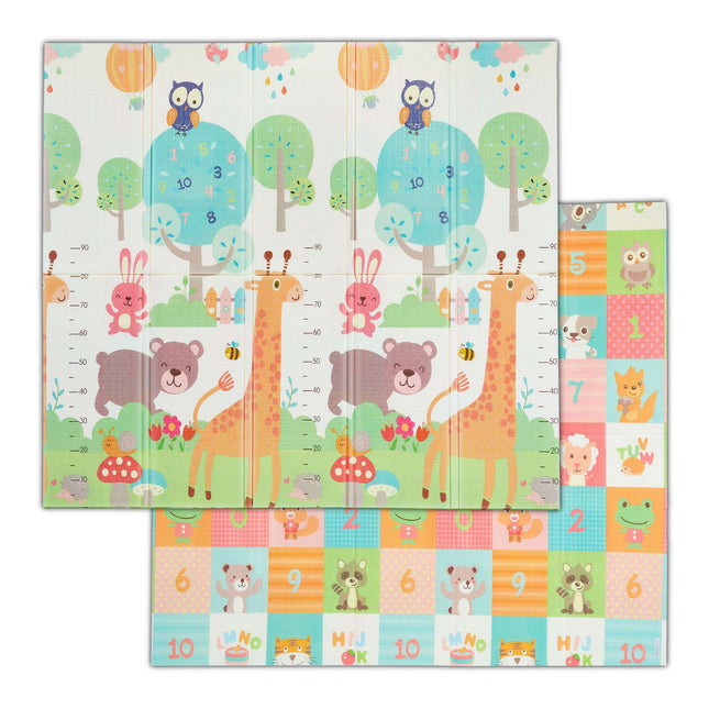 Foldable play mat with animal motifs