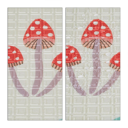 Foldable play mat with forest animals
