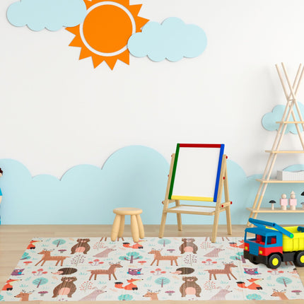 Foldable play mat with forest animals