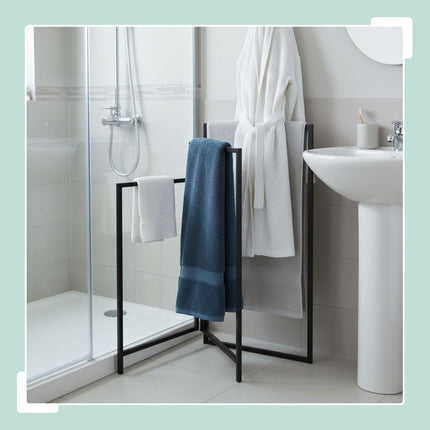 Folding 3-Arm Iron Towel Rack – Space-Saving, Freestanding