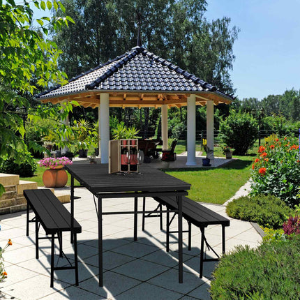 Folding extendable garden table