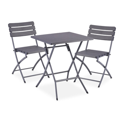 Folding table