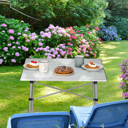 Folding table in aluminium