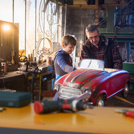 Folding workbench