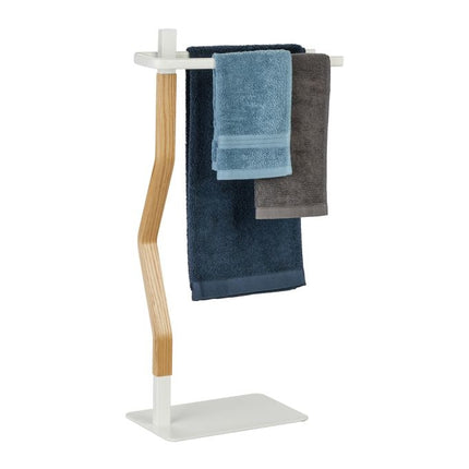 Freestanding heated towel rail
