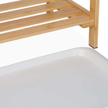 Freestanding towel rail with shelf