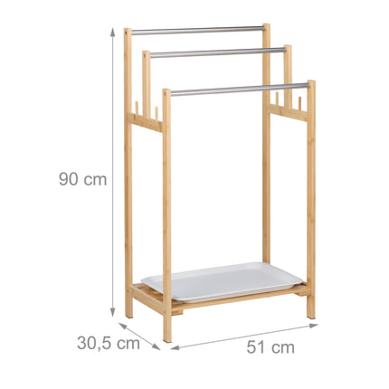 Freestanding towel rail with shelf