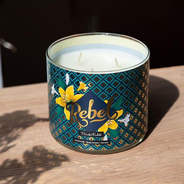 Frida Kahlo Scented Candle – Artistic Glass Design