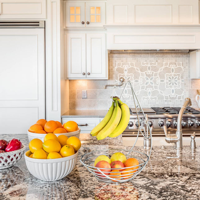 Fruit bowl with banana holder