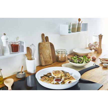 Frying pan 24cm Ceramic control