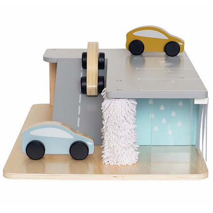 Garage with car wash