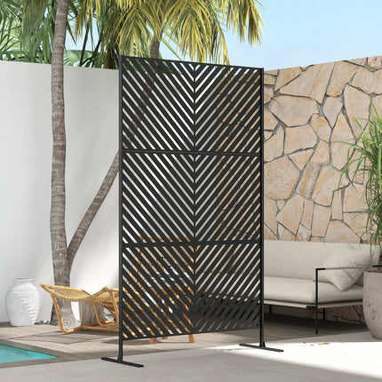 Garden Privacy Screen, 122x198cm Steel, Triangle pattern
