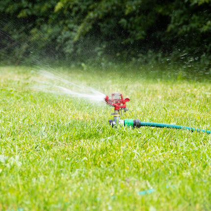 Garden sprinkler 12 m range