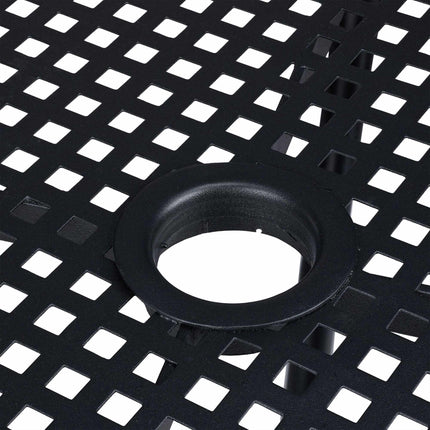 Garden table with hole for parasol