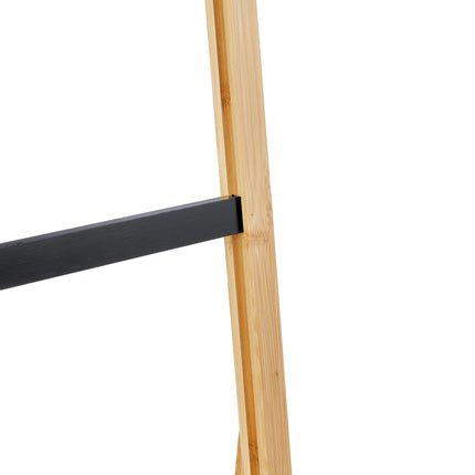 Gentleman's butler's chair made of bamboo