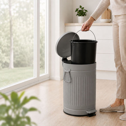 Grey Retro Pedal Bin, 12L Capacity, Soft-Close Lid
