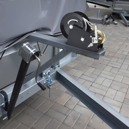 Hand Winch 3500 lb, 33 ft Steel Cable, Two-Way Ratchet
