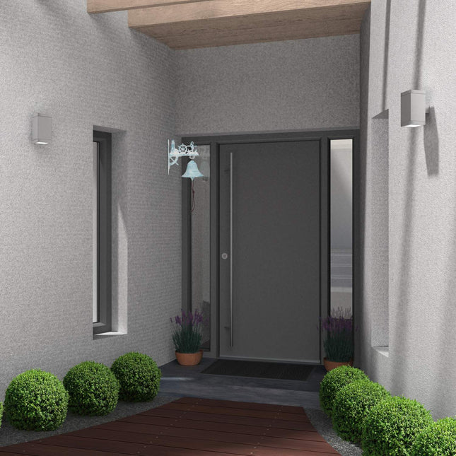 Hanging doorbell
