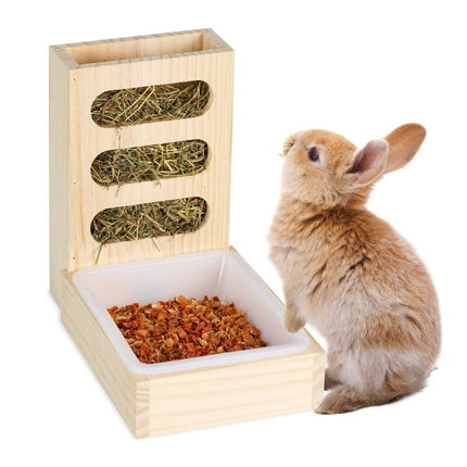 Hay hedge with feed bowl
