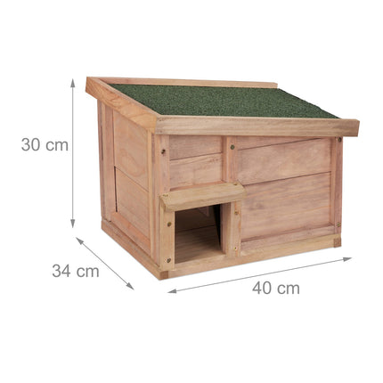 Hedgehog house with floor