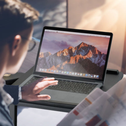 Height-adjustable laptop table with wheels