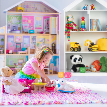 High children's shelf in the shape of a house