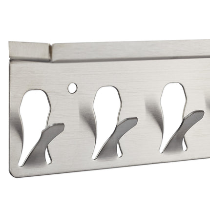 Hook strip with shelf