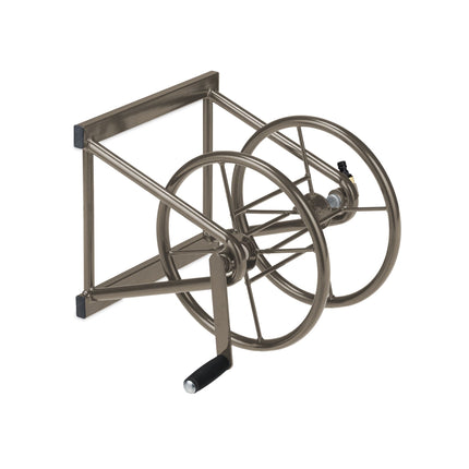 Hose reel for wall mounting
