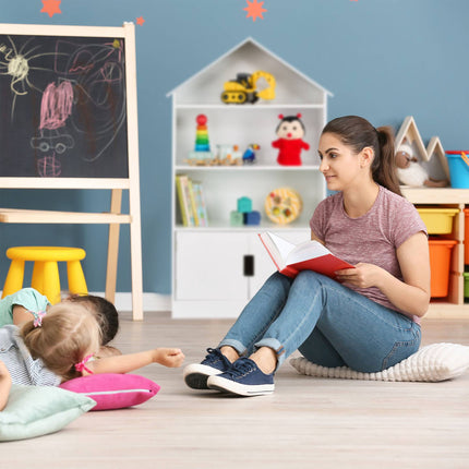 House-shaped shelf for children