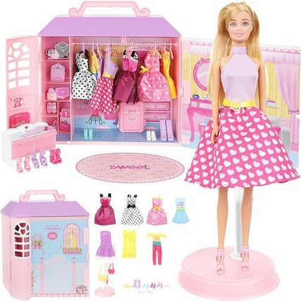 House with clothes + doll